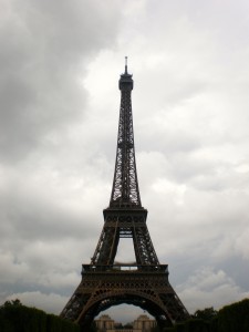 Eiffel Tower-food allergy travel